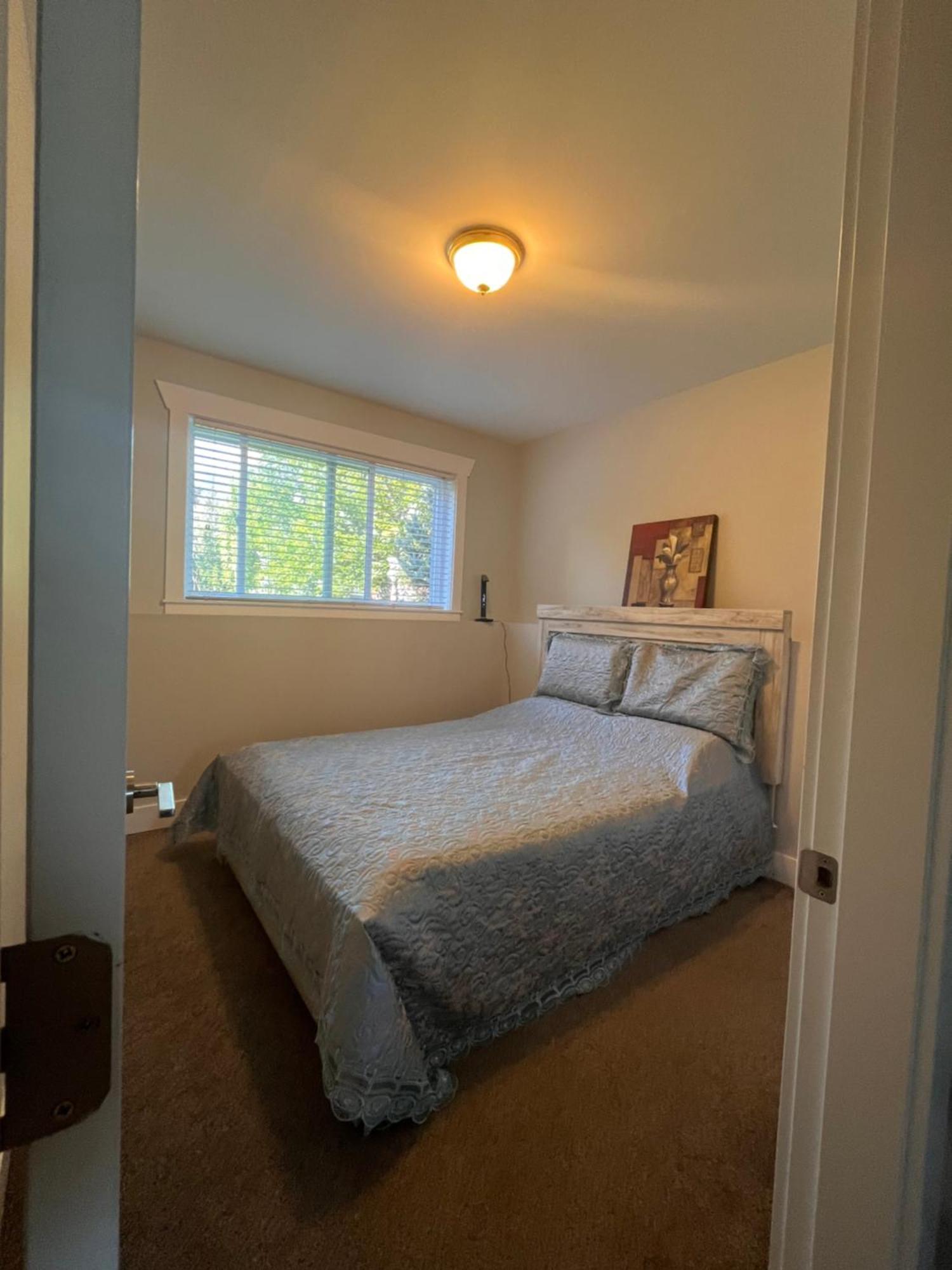 2 Bedroom Suite With Full Kitchen Revelstoke Exteriör bild