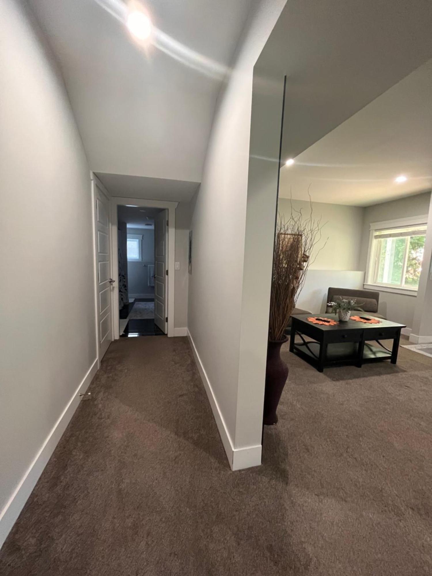 2 Bedroom Suite With Full Kitchen Revelstoke Exteriör bild